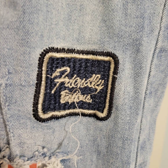 Cute Blue Jeans with Logo Patchwa - Picture 8 of 9